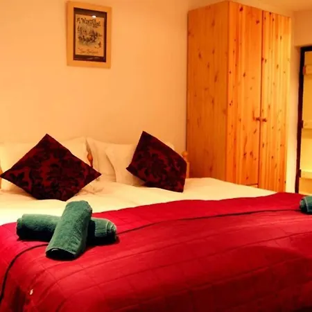 Chalet Soltir Self Or Part Catered Chalet In Bansko, Sleeps 14 Alpehytte